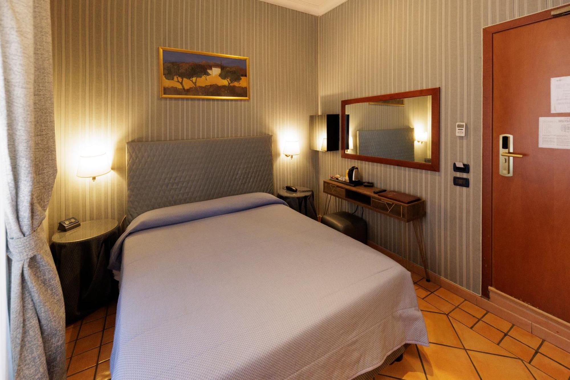 Hotel Lirico Roma Eksteriør bilde